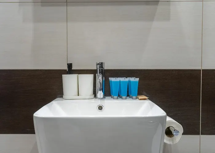 Leisure By Bookinghost *