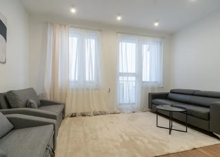 Leisure By Bookinghost דירה